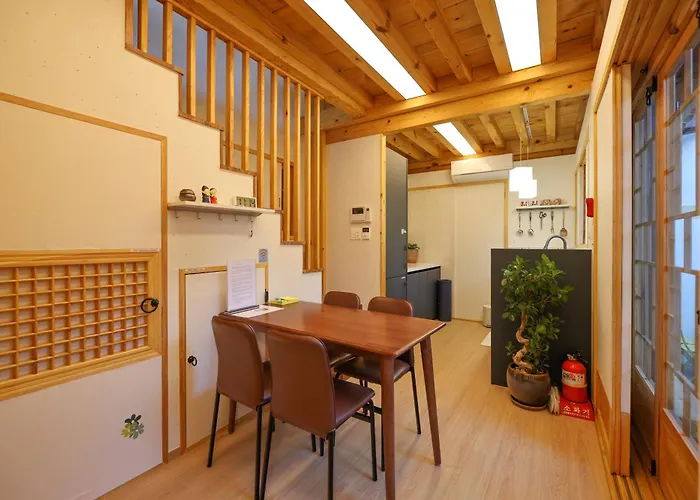Hanok Mikyeong