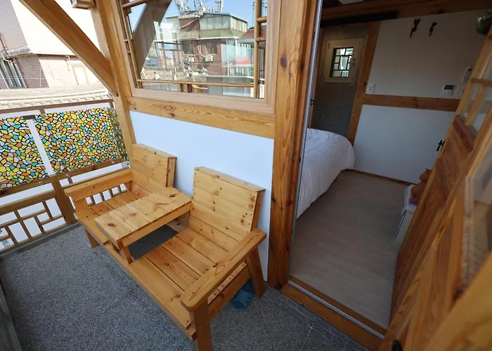 Hanok Mikyeong * Seoul