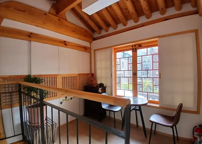 Дом отдыха Hanok Mikyeong
